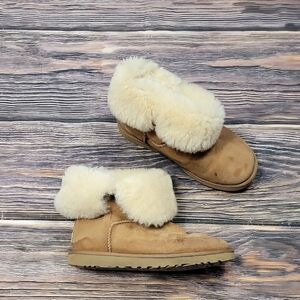 Women's Size 9 Uggs Cozy Tan and Cream Fur-Lined Boots